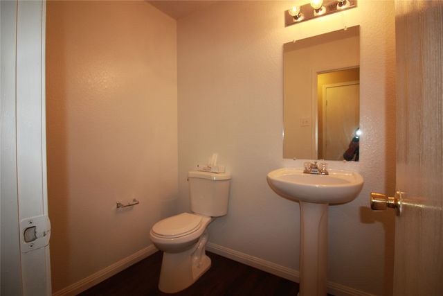 6908 Meadow Way Lane, Fort Worth, TX 76179