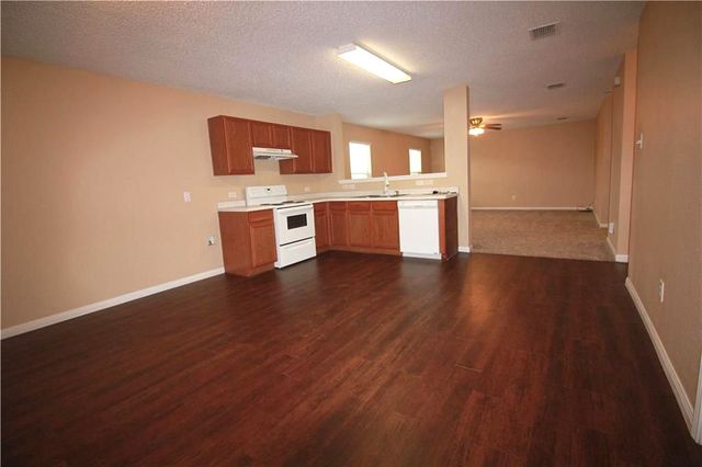 6908 Meadow Way Lane, Fort Worth, TX 76179