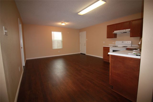6908 Meadow Way Lane, Fort Worth, TX 76179