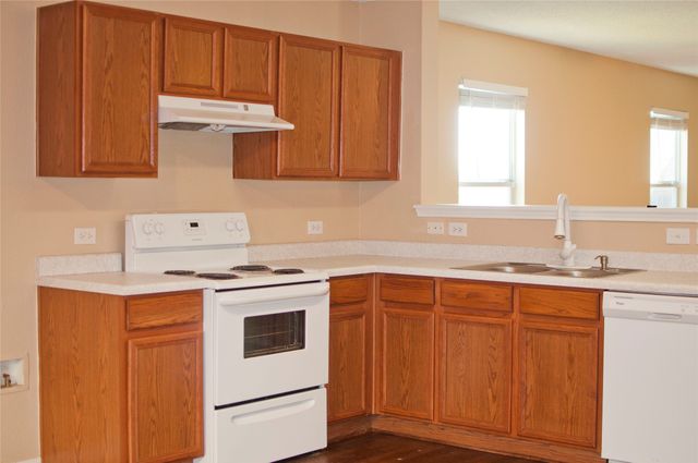 6908 Meadow Way Lane, Fort Worth, TX 76179