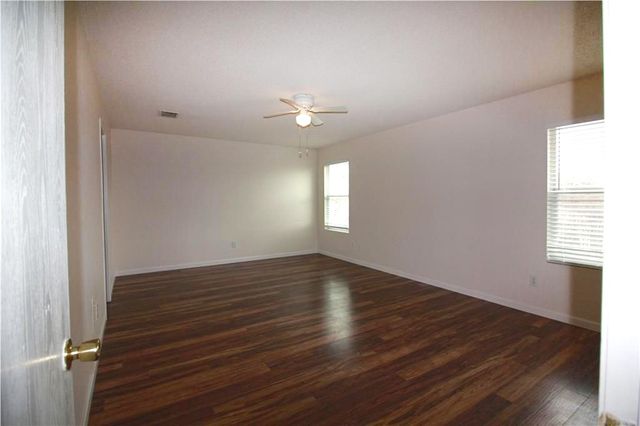 6908 Meadow Way Lane, Fort Worth, TX 76179