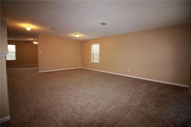 6908 Meadow Way Lane, Fort Worth, TX 76179