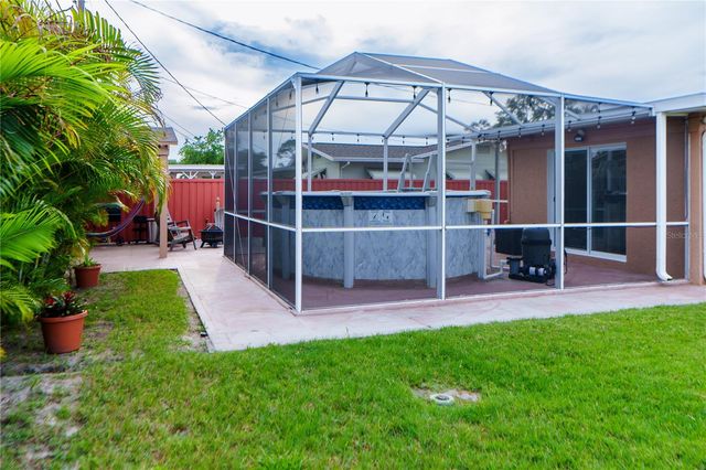 4350 37TH AVENUE N, St Petersburg, FL 33713