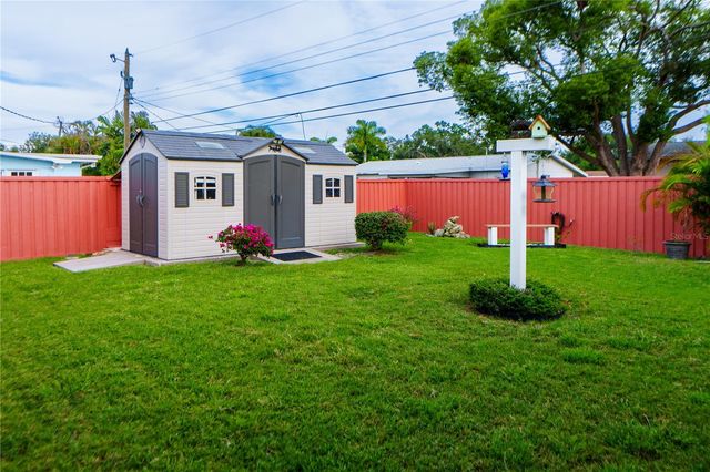 4350 37TH AVENUE N, St Petersburg, FL 33713