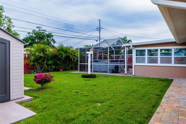 4350 37TH AVENUE N, St Petersburg, FL 33713
