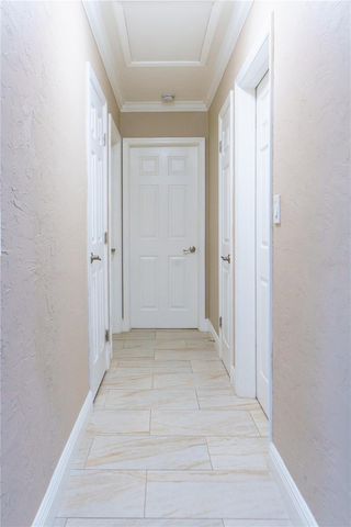 4350 37TH AVENUE N, St Petersburg, FL 33713