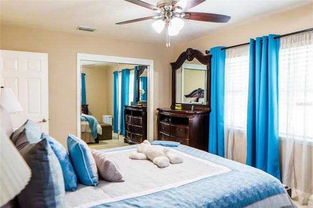 4350 37TH AVENUE N, St Petersburg, FL 33713