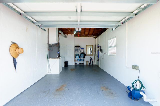 4350 37TH AVENUE N, St Petersburg, FL 33713
