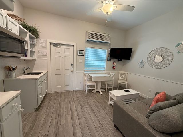 15034 Aruba Dr 109, Corpus Christi, TX 78418