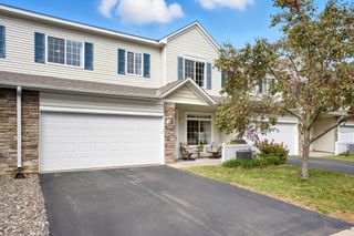 739 Maple Hills Drive H, Maplewood, MN 55117