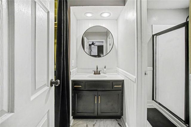 10016 N Cherry Drive, Kansas City, MO 64155