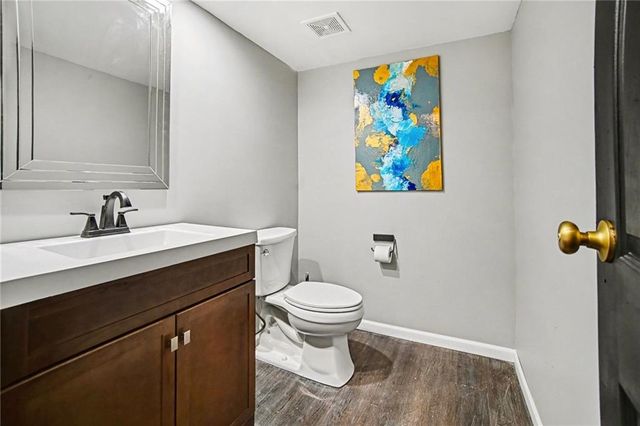 10016 N Cherry Drive, Kansas City, MO 64155