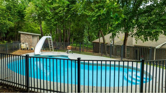 16516 Sandstone, Springdale, AR 72764