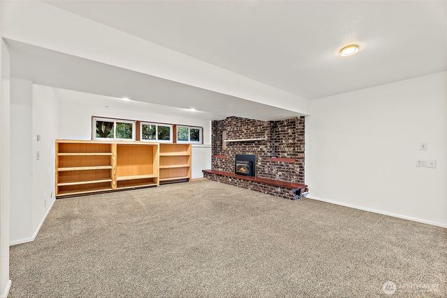 5432 Pineridge Court NE, Bremerton, WA 98311