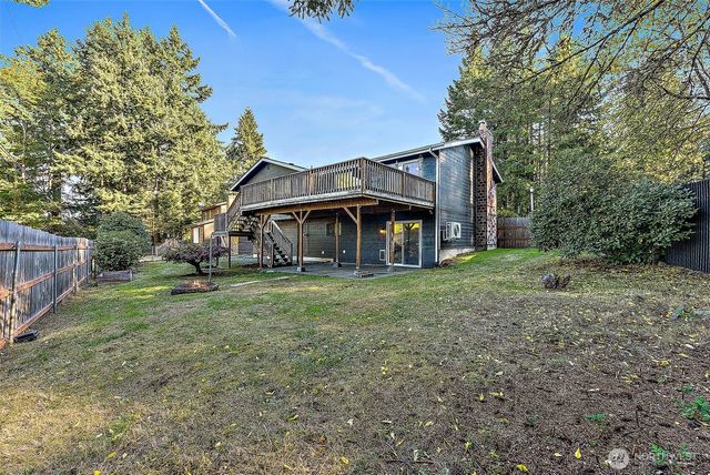 5432 Pineridge Court NE, Bremerton, WA 98311