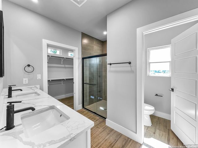 301 Hiram Cook, Blanco, TX 78606