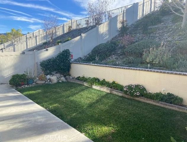 18319 Lapis Lane, San Bernardino, CA 92407