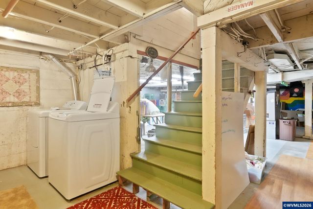 292 17th St SE, Salem, OR 97301