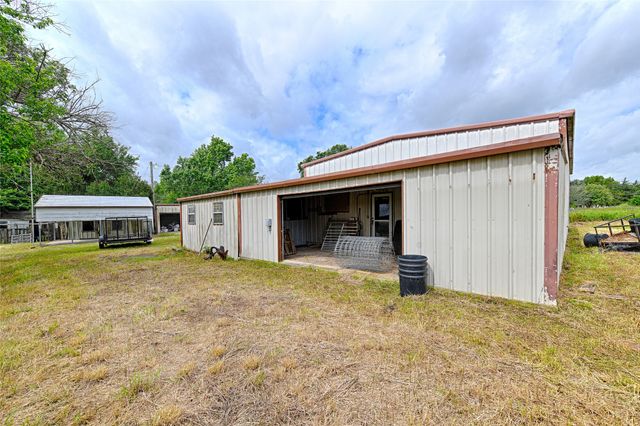 18692 County Road 334, Quinlan, TX 75474