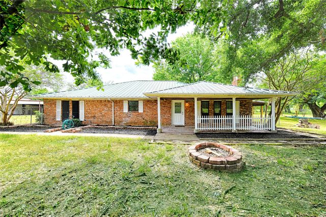 18692 County Road 334, Quinlan, TX 75474