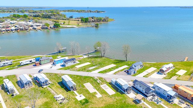 Lots 117 & 118 Peninsula Road, Kerens, TX 75144