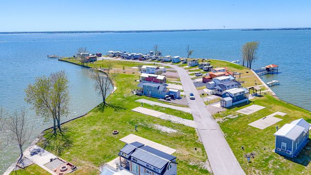 Lots 117 & 118 Peninsula Road, Kerens, TX 75144