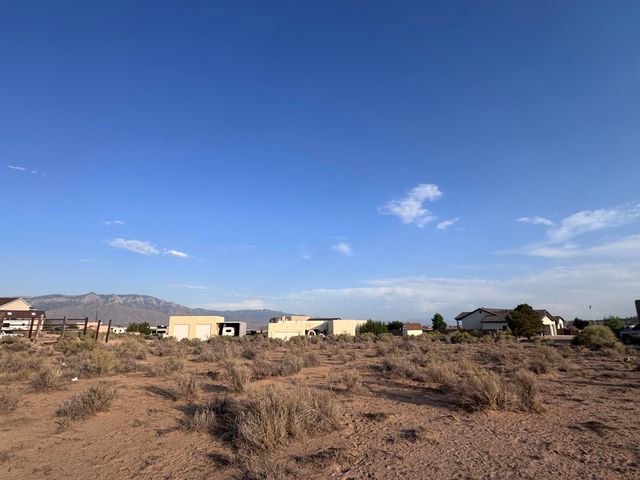 1805 Eucalyptus Road NE, Rio Rancho, NM 87144