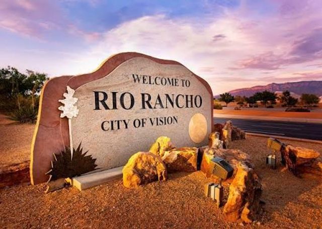 1805 Eucalyptus Road NE, Rio Rancho, NM 87144