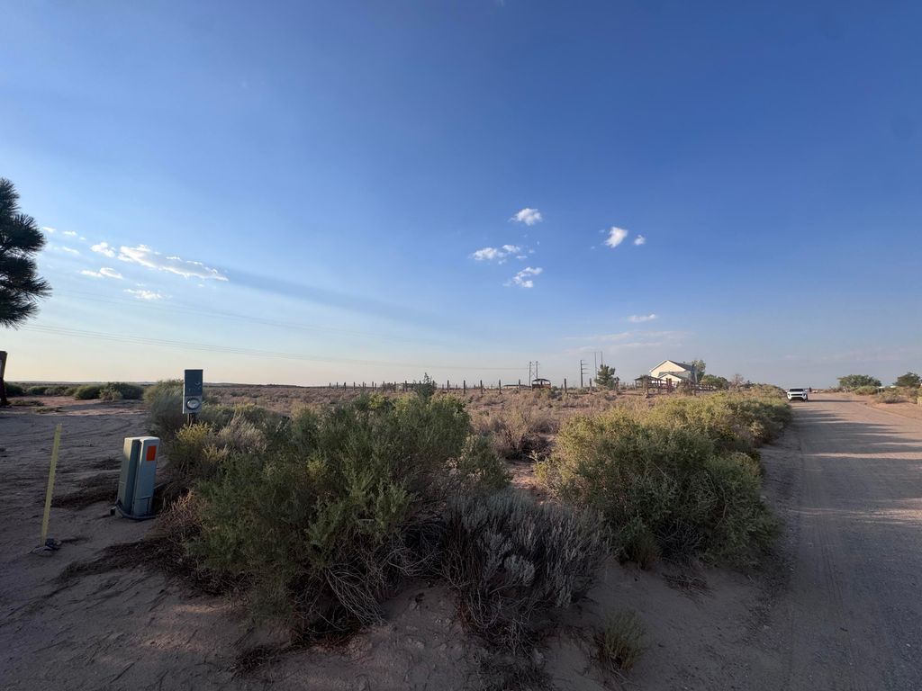 1805 Eucalyptus Road NE, Rio Rancho, NM 87144