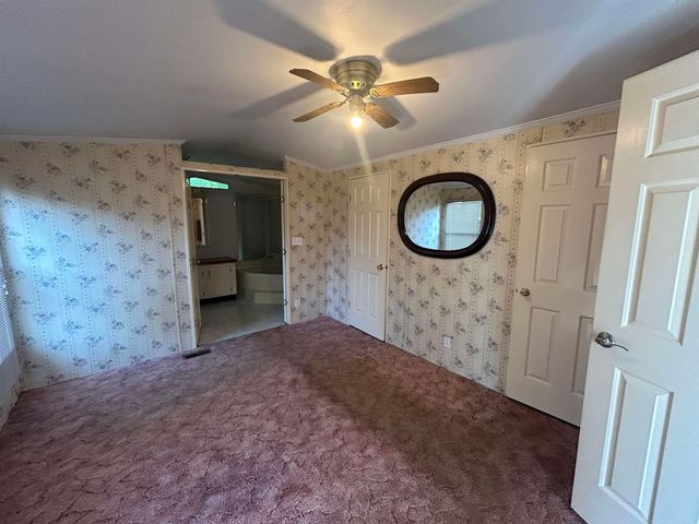 136 Sherwood Glen, Somersworth, NH 03878