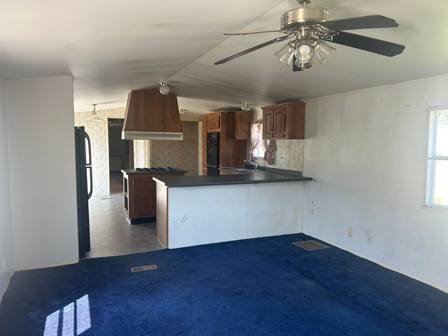 136 Sherwood Glen, Somersworth, NH 03878