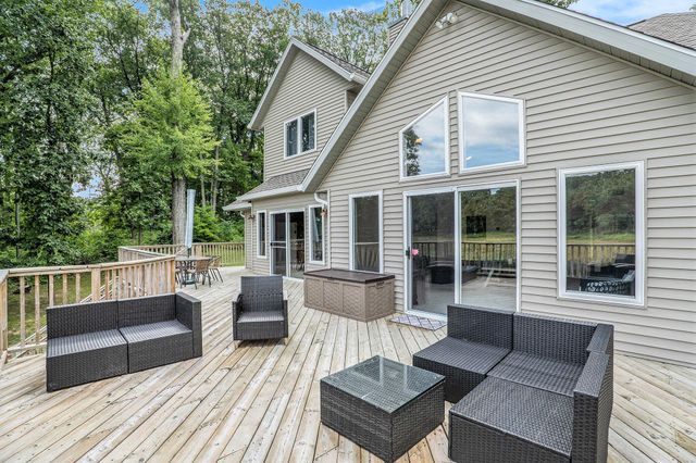 7805 Cougar Drive, Delton, MI 49046