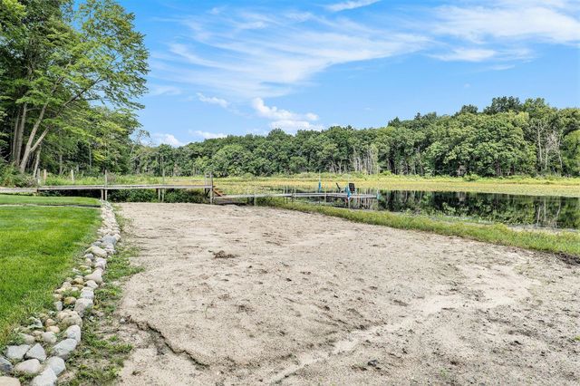 7805 Cougar Drive, Delton, MI 49046