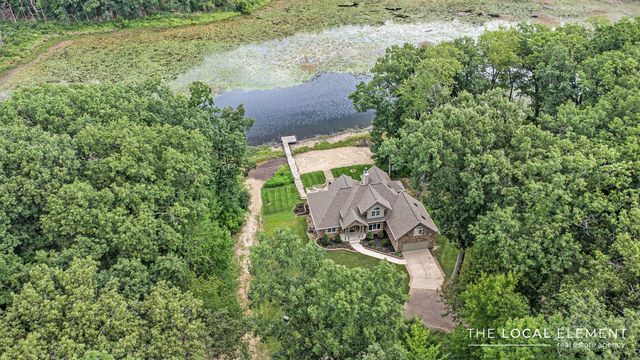 7805 Cougar Drive, Delton, MI 49046
