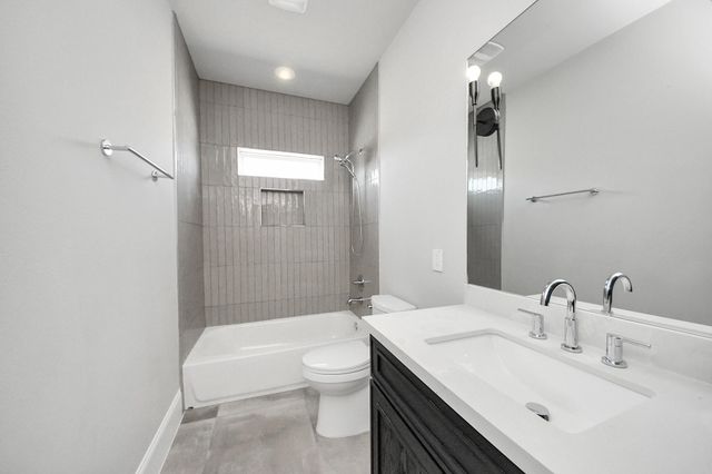 6322 Milwee Street B, Houston, TX 77092