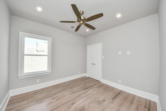 6322 Milwee Street B, Houston, TX 77092