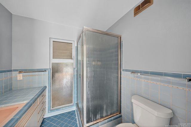 334 E Crestline, San Antonio, TX 78201