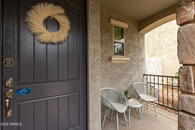 2566 S BETTY Street, Gilbert, AZ 85295