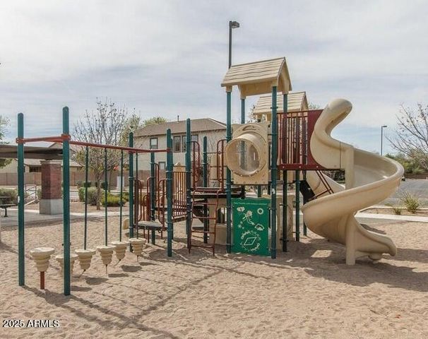 2566 S BETTY Street, Gilbert, AZ 85295