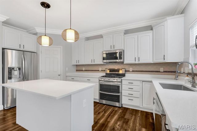 3029 Fairfield Way Lane, Mehlville, MO 63129