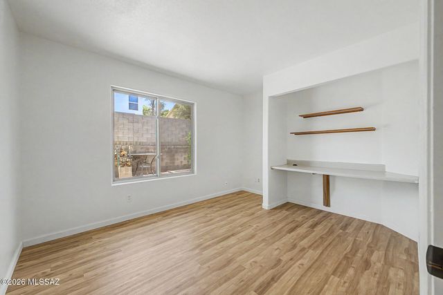 8966 N Obsidian Place, Tucson, AZ 85742