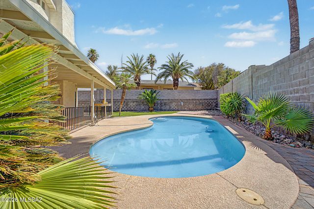 8966 N Obsidian Place, Tucson, AZ 85742