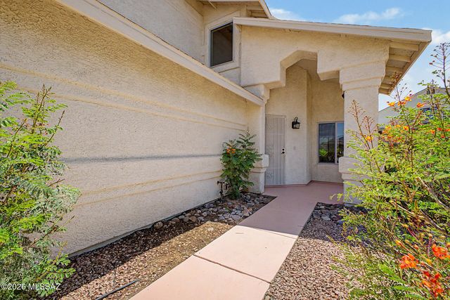 8966 N Obsidian Place, Tucson, AZ 85742