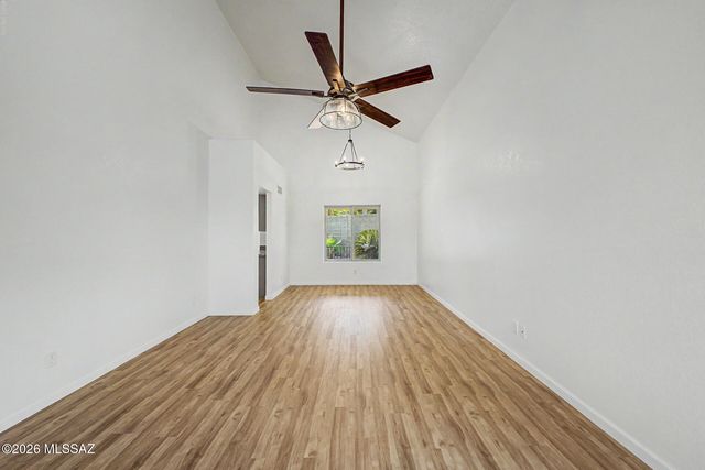 8966 N Obsidian Place, Tucson, AZ 85742