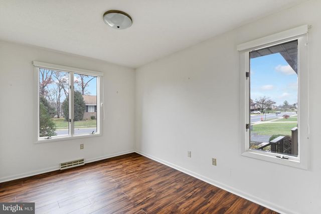 2407 PERRING WOODS RD, Parkville, MD 21234