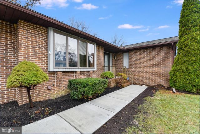 2407 PERRING WOODS RD, Parkville, MD 21234