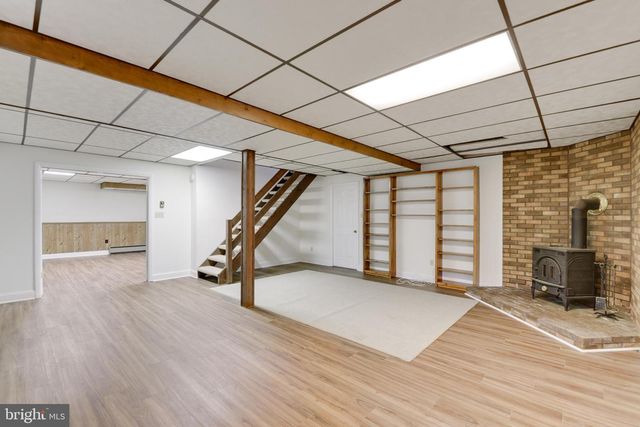 2407 PERRING WOODS RD, Parkville, MD 21234