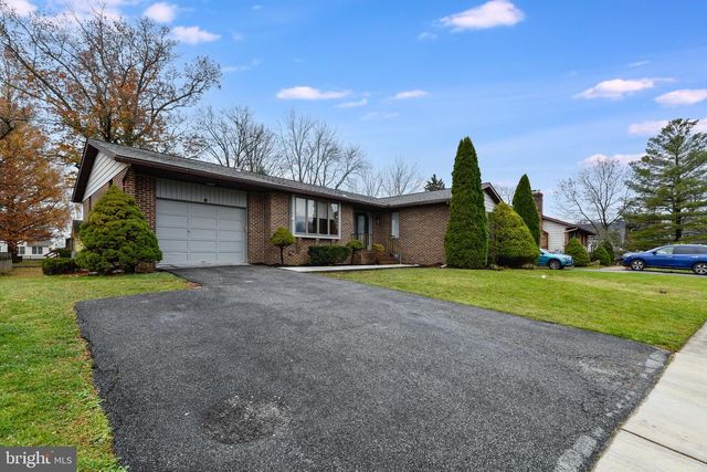 2407 PERRING WOODS RD, Parkville, MD 21234