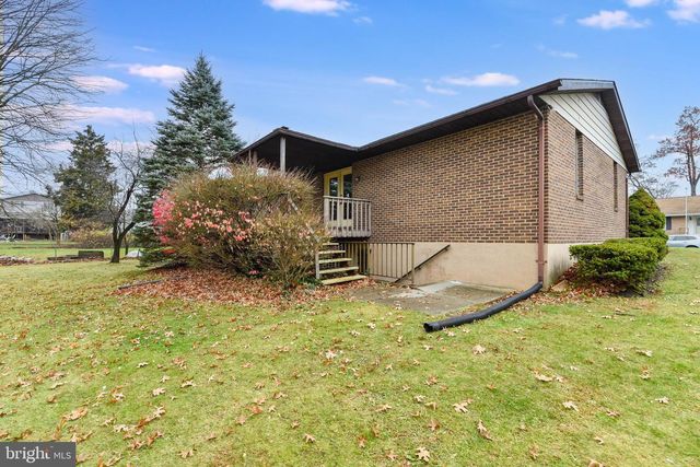 2407 PERRING WOODS RD, Parkville, MD 21234