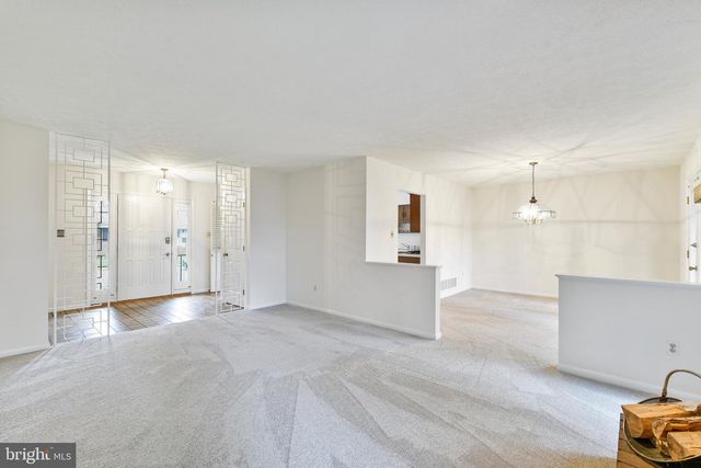 2407 PERRING WOODS RD, Parkville, MD 21234